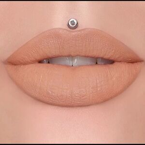 DIET MANNEQUIN Jeffree Star Velvet Trap